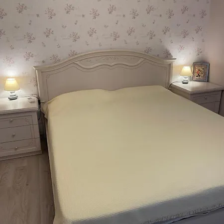 Апартамент Чайка Varna
